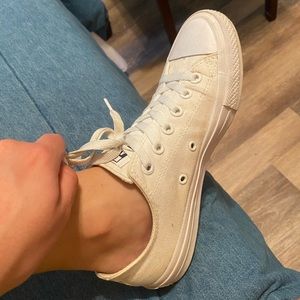ALL white converse!